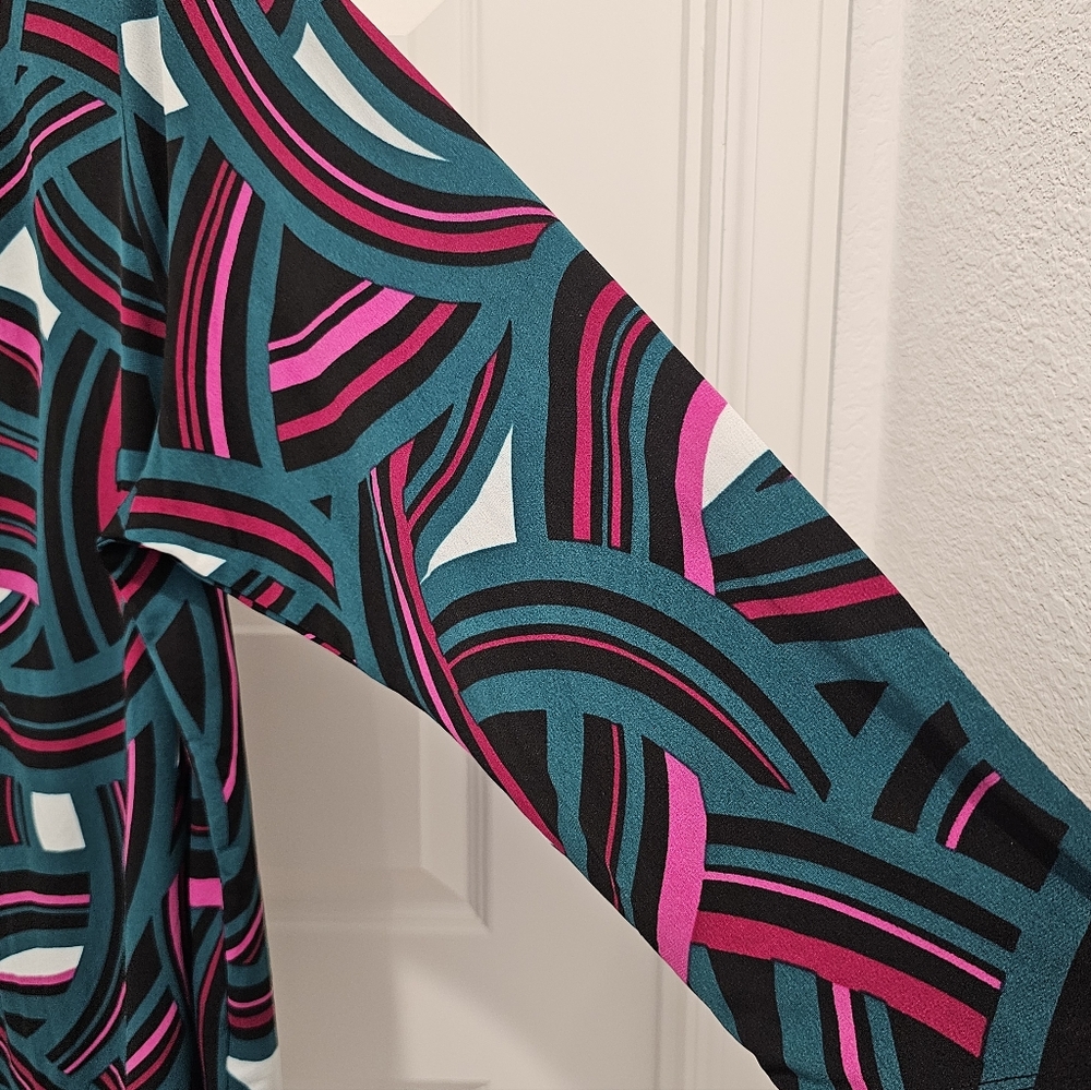 Worthington Abstract Print Multi-color Top, GUC, Size 2X - Picture 7 of 11